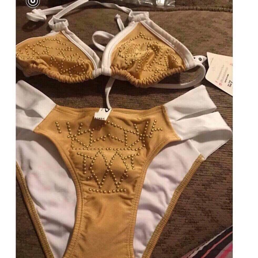 Colombian bathing suits